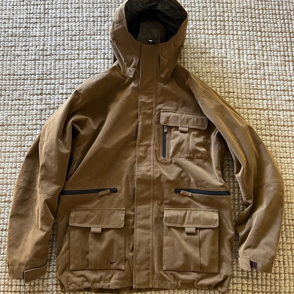 Nike Snowboarding Jacket (large)- Like New! Excellent Condition!!